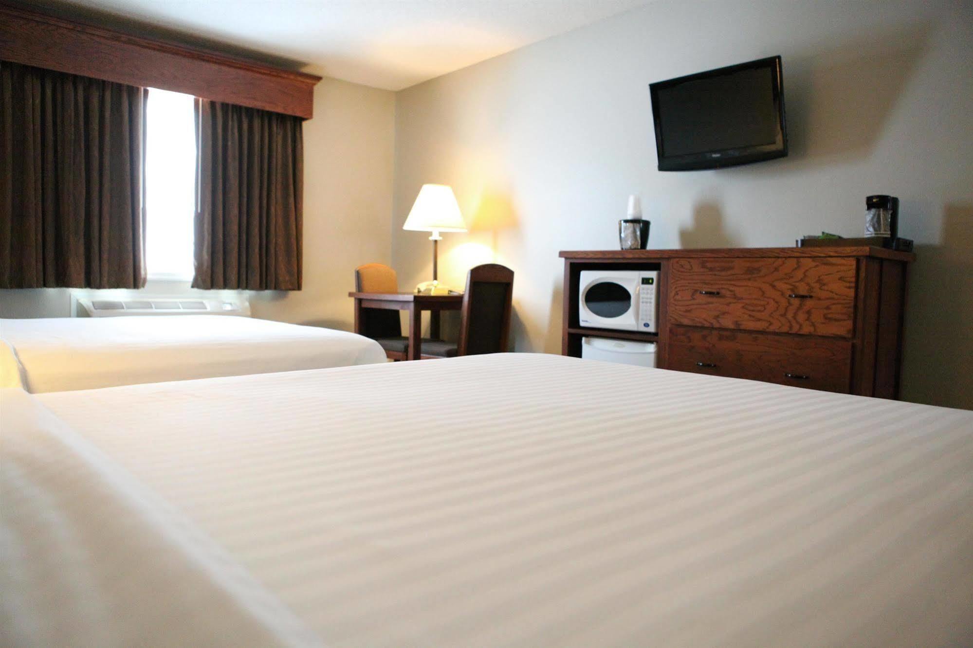 Grandstay Hotel & Suites Perham Eksteriør billede