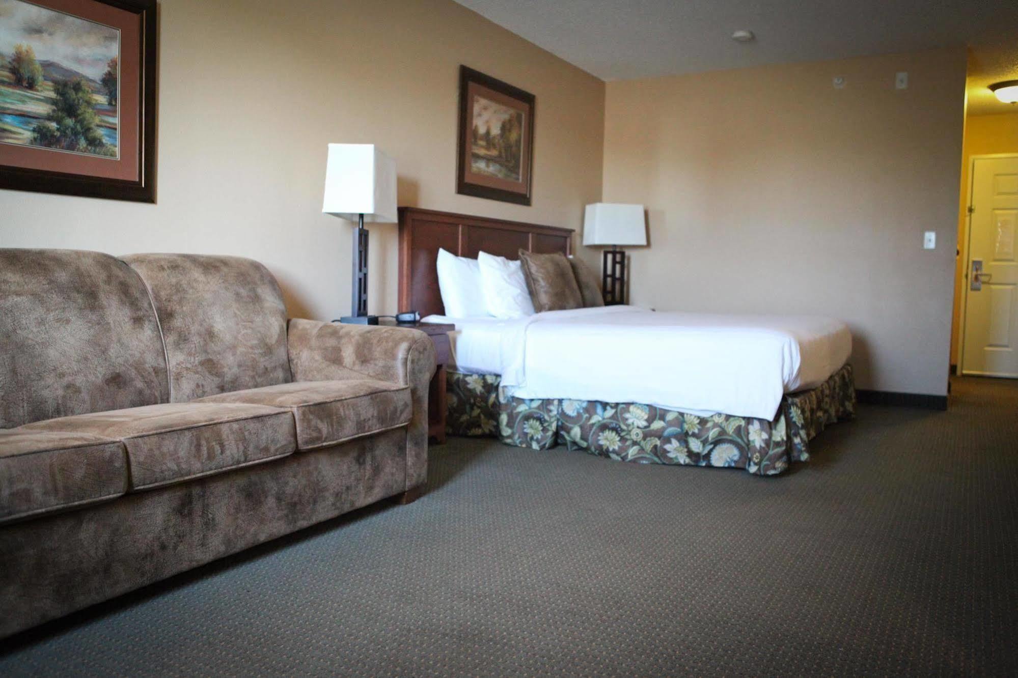 Grandstay Hotel & Suites Perham Eksteriør billede
